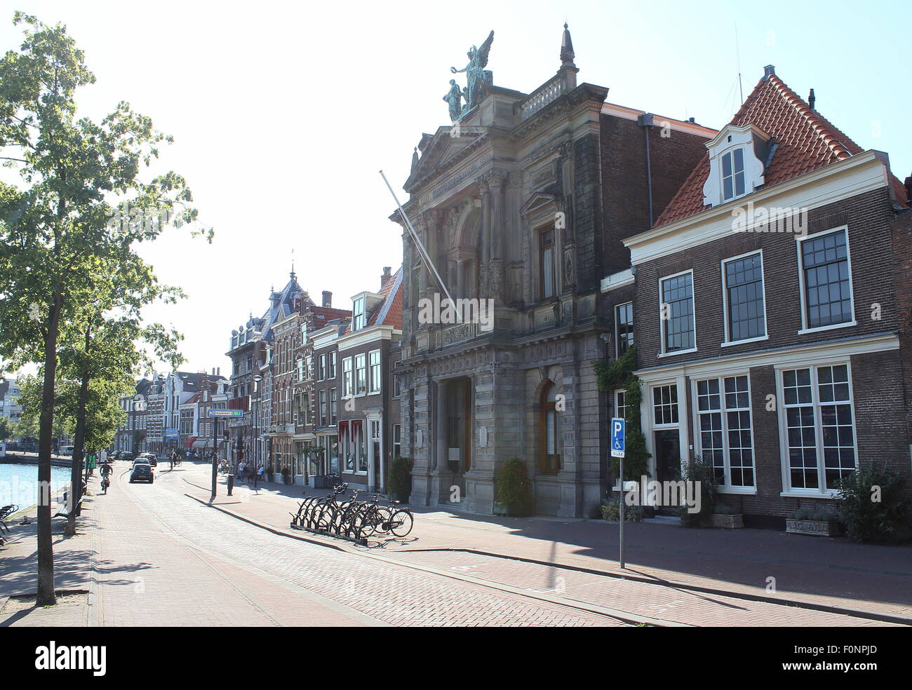 Teylers Museum è un unico e ben conservato tardo XVIII secolo l'arte, il museo di storia naturale e il museo della scienza di Haarlem, Paesi Bassi Foto Stock