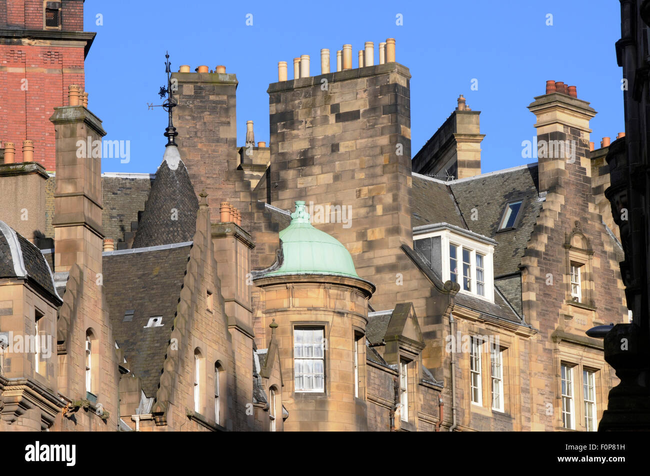 Tetti su Cockburn Street, Edimburgo, Scozia Foto Stock