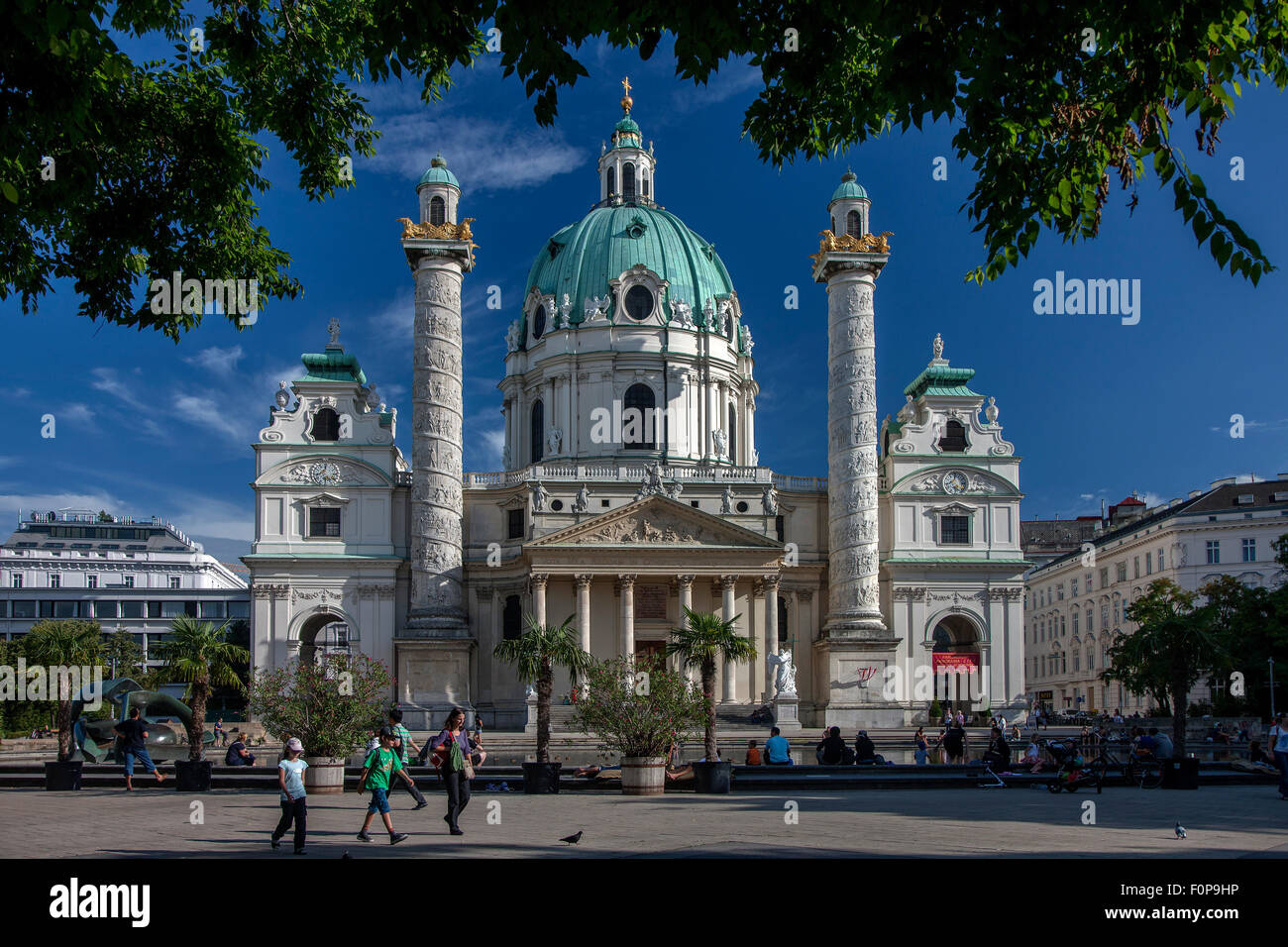 Karls Kirche, Karlskirche, St Charles' Chiesa, Vienna, Austria Foto Stock