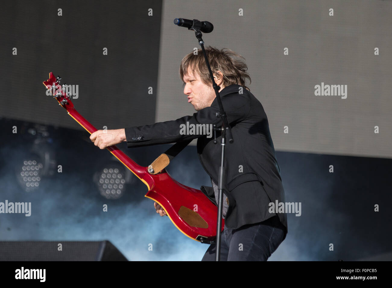 Beck effettuando in corrispondenza di Barclaycard presenta l'orario estivo britannico detenuto a Hyde Park con: Beck, Jason Falkner dove: Londra, Regno Unito quando: 18 Giu 2015 Foto Stock