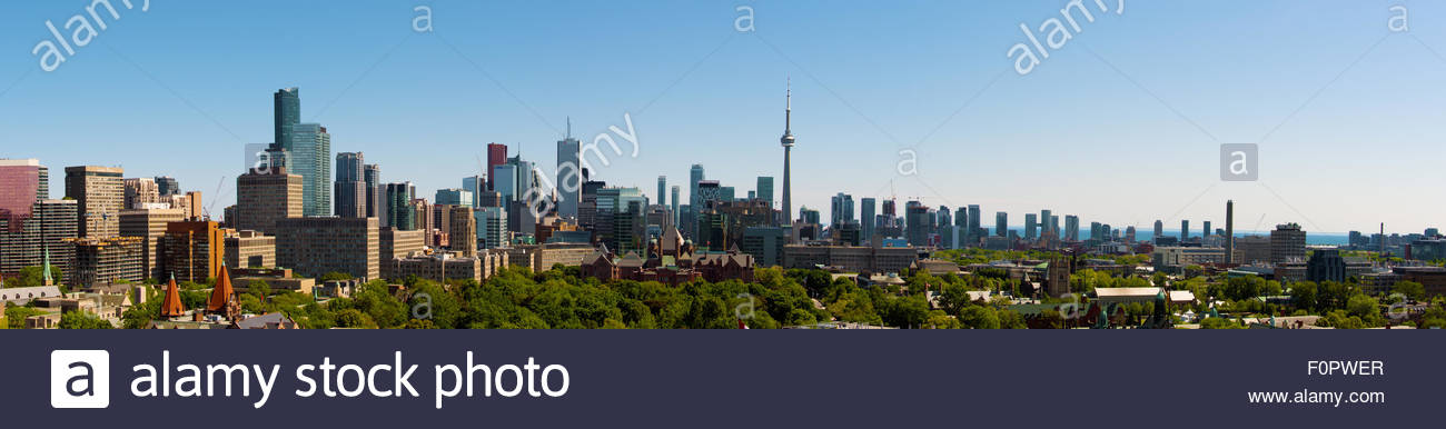 Toronto Skyline Presi Dall Interno Della Citta Guardando Verso Sud Toronto E La Citta Piu Popolosa Del Canada E La Capitale Della Provincia Di Ontario In 2011 Toronto Ha Avuto Una Popolazione Di