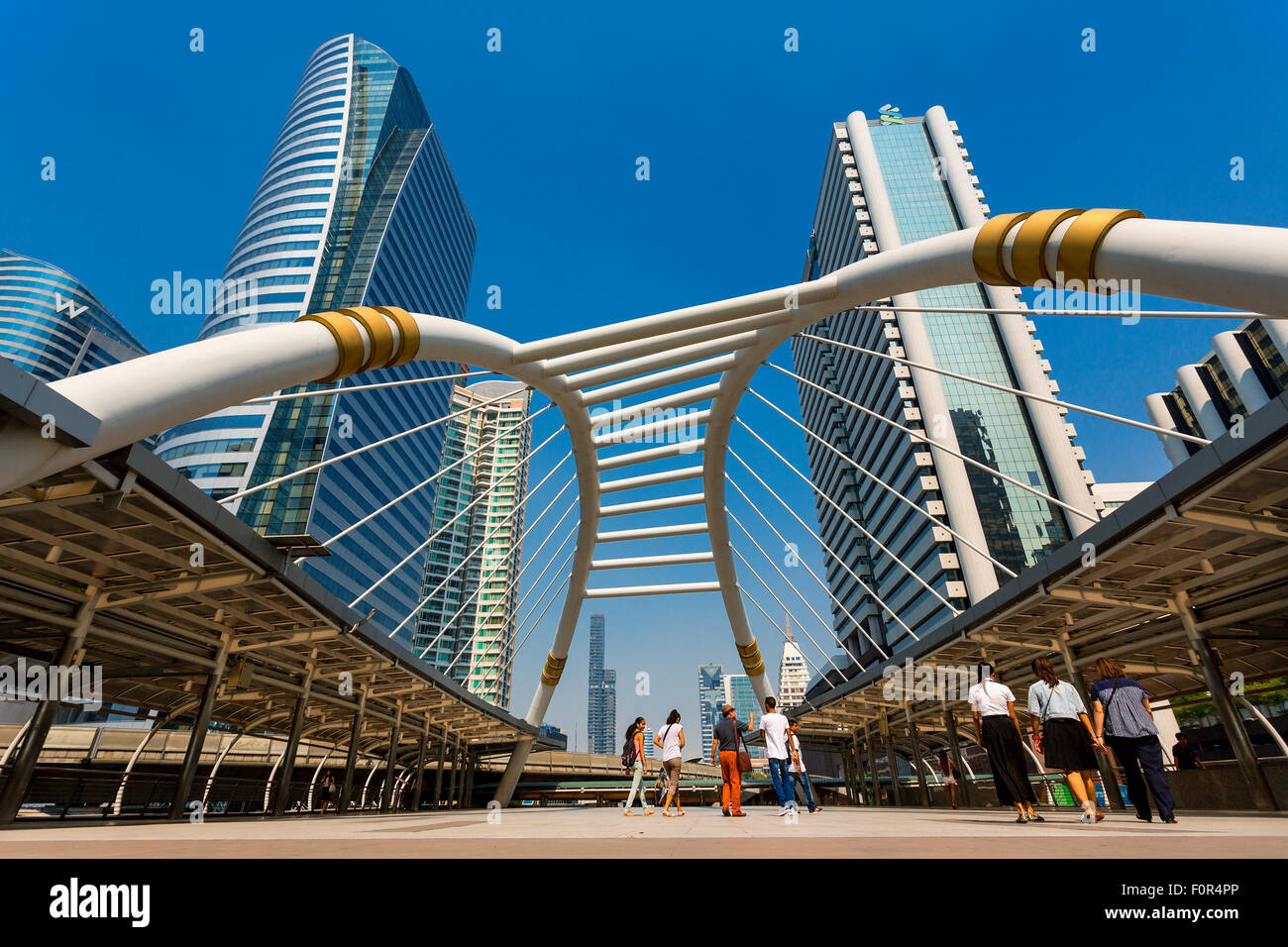 Thailandia, Bangkok, Chong Nonsi stazione BTS Foto Stock