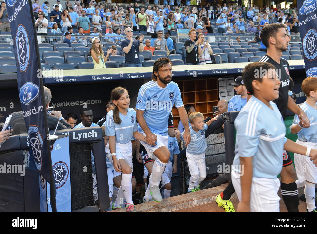 Il Bronx, NY, STATI UNITI D'AMERICA. 13 Ago, 2015. Andrea Pirlo (NYCFC), 13 agosto 2015 - Calcetto : MLS (Major League Soccer) match tra New York City FC e D.C. Regno allo Yankee Stadium nel Bronx, NY, Stati Uniti. © Hiroaki Yamaguchi/AFLO/Alamy Live News Foto Stock