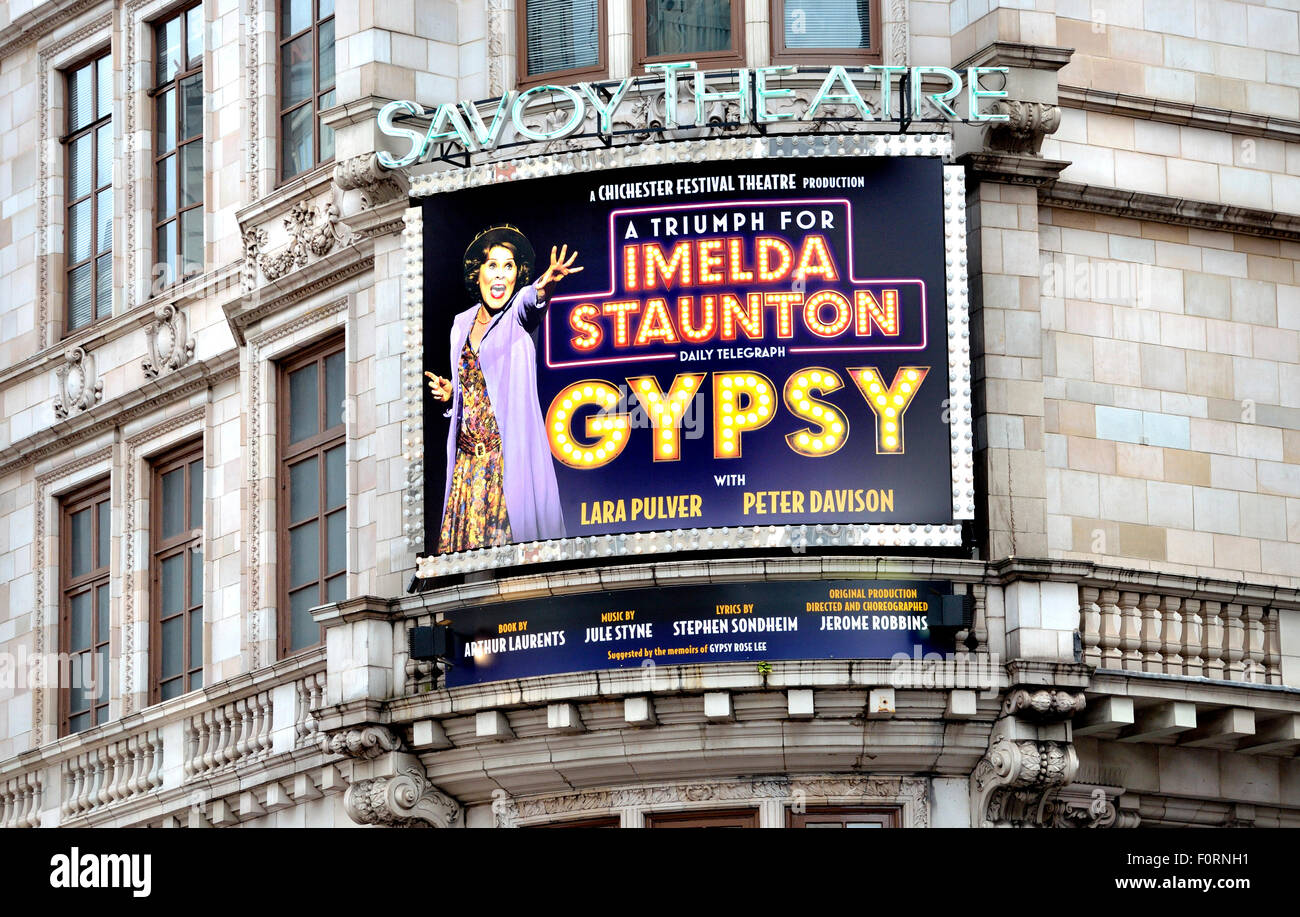 Londra, Inghilterra, Regno Unito. 'Zingaro' il musical presso il Teatro Savoy, Strand (Agosto 2015). Starring Imelda Staunton e Peter Davidson Foto Stock