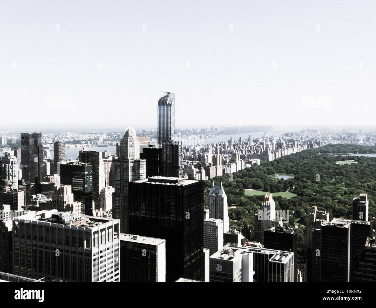 Vista dalla cima della Roccia Observation Deck, Rockefeller Center, New York, Stati Uniti d'America Foto Stock