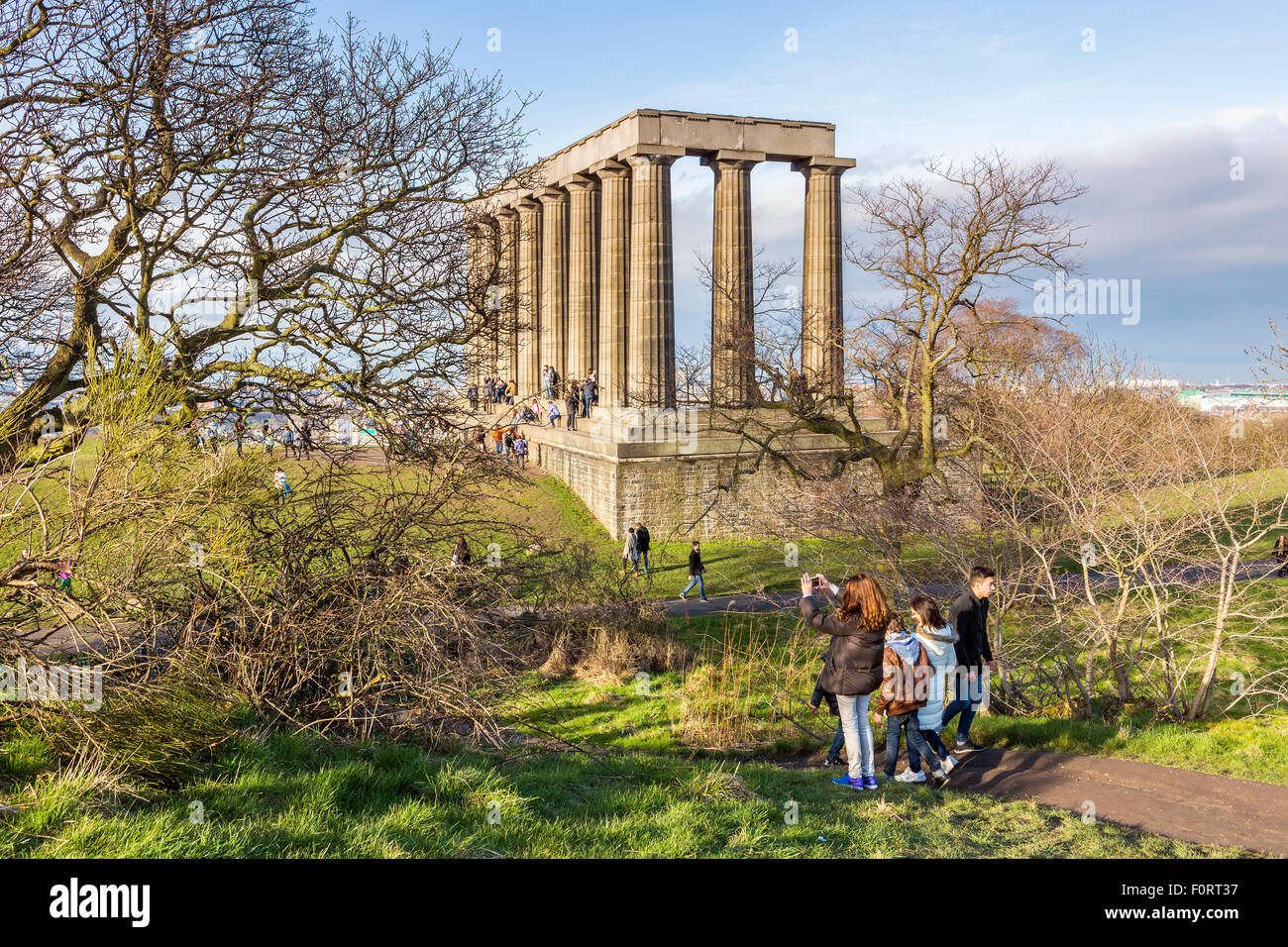 Monumento nazionale su Calton Hill, Edimburgo, città di Edimburgo, Scozia, Regno Unito, Europa. Foto Stock