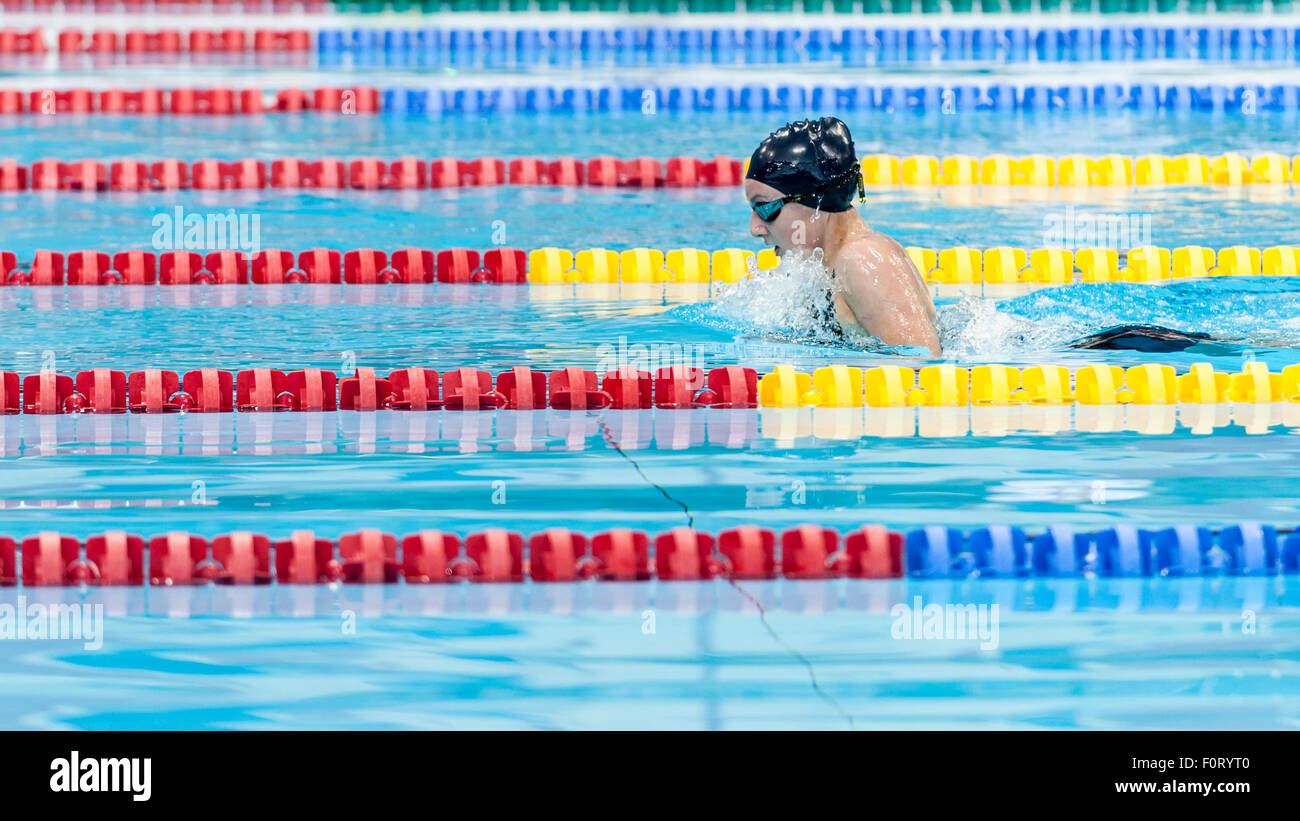 Londra, Regno Unito. Il 26 luglio 2015. Claire Cashmore (GBR) durante la womens 100m a rana a livello nazionale il Paralympic Day 2015, Londra. Foto Stock