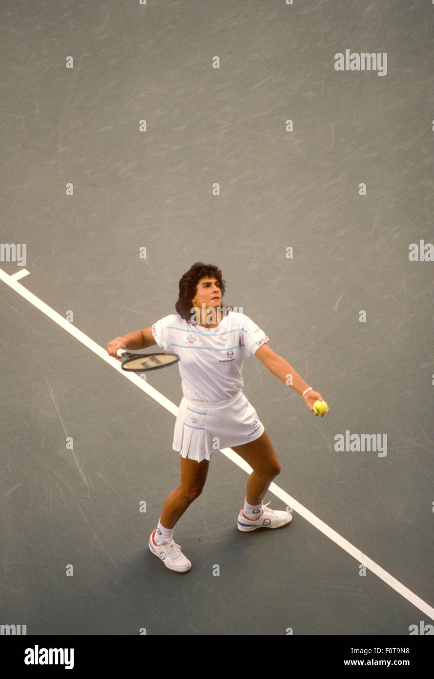 Gabriela Sabatini in azione presso l'U.S. Aprire il torneo di tennis a Flushing Meadows Park il 6 settembre 1988. Foto Stock