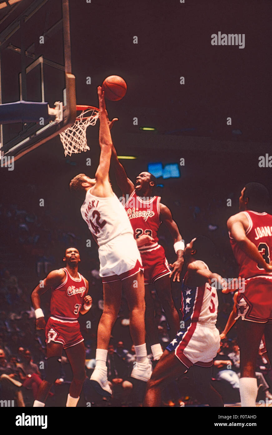 Michael Jordan in lizza per l'NBA Chicago Bulls Foto Stock
