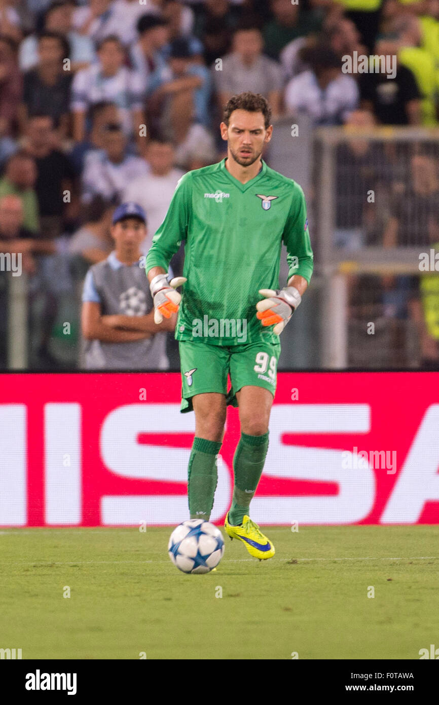 Roma, Italia. 18 Agosto, 2015. Etrit Berisha (Lazio) Calcio/Calcetto : UEFA Champions League Play-Off gamba 1° match tra SS Lazio 1-0 Bayer 04 Leverkusen allo Stadio Olimpico di Roma, Italia . © Maurizio Borsari/AFLO/Alamy Live News Foto Stock