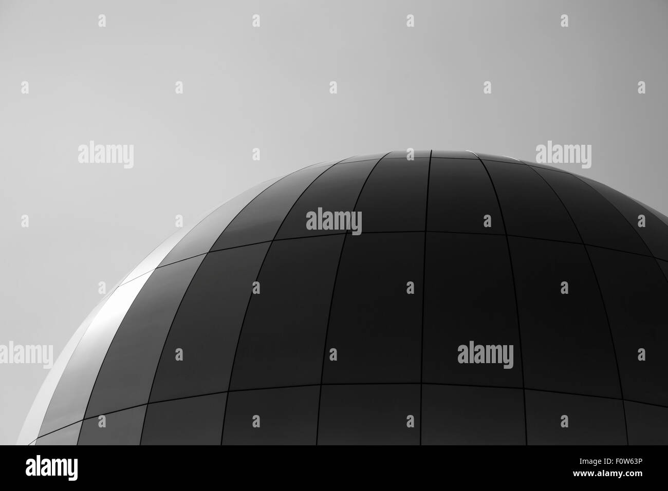 At-Bristol sfera di vetro nel Millennium Square, Bristol, Regno Unito Foto Stock