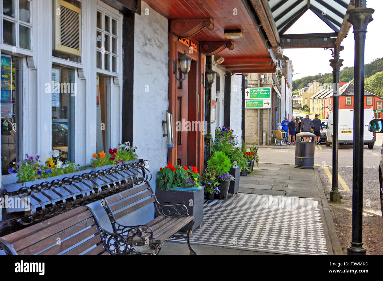 Parte anteriore del Tarbert Hotel a Tarbert sulle rive di Loch Fyne, Scozia Foto Stock