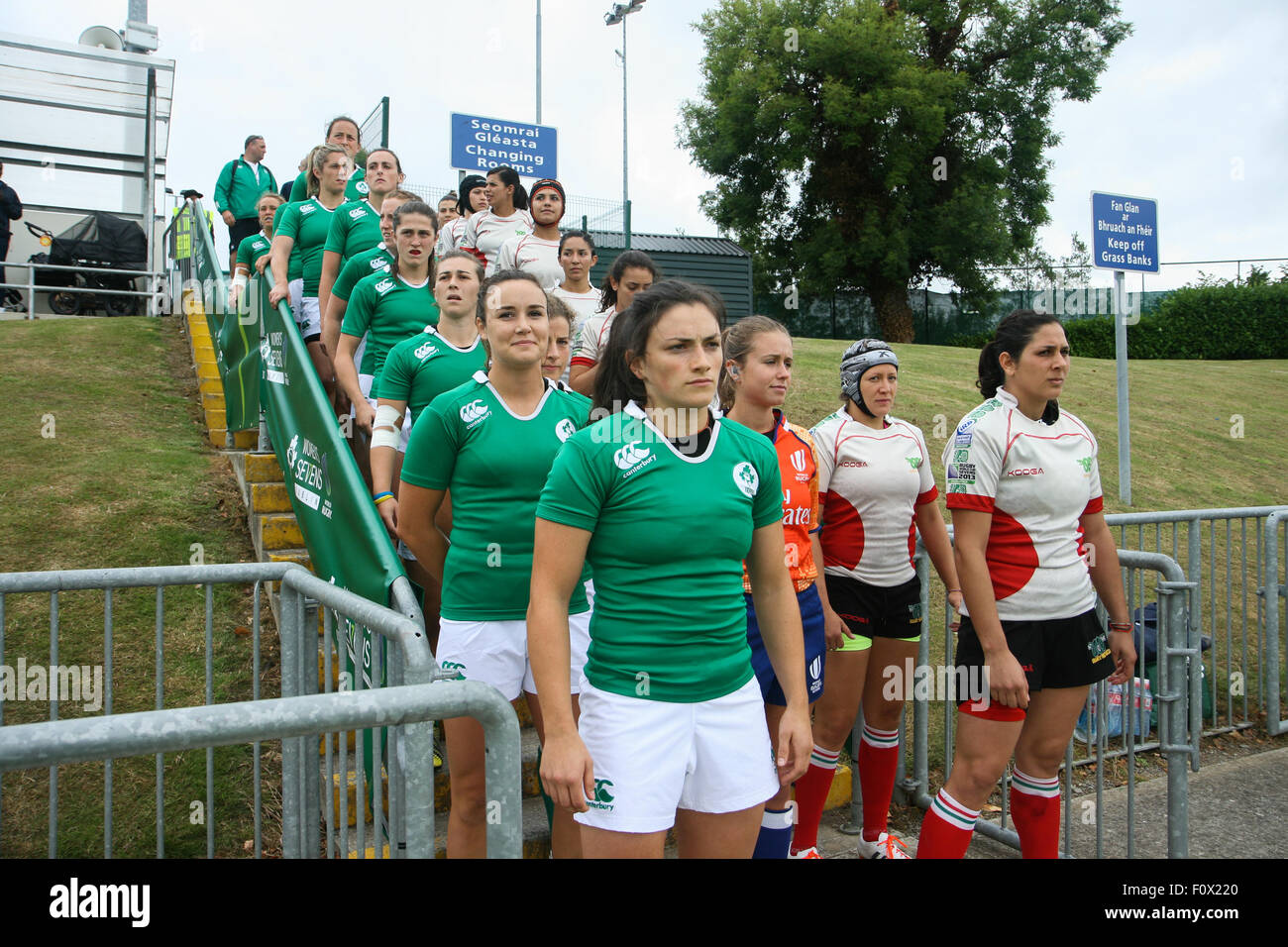 Dublino, Irlanda. Il 22 agosto 2015. Irlanda v Messico durante la donna Sevens qualificatore di serie corrisponde all'UCD Bowl, Dublino. L'Irlanda ha vinto la partita 64 - 0. Credito: Elsie Kibue / Alamy Live News Foto Stock