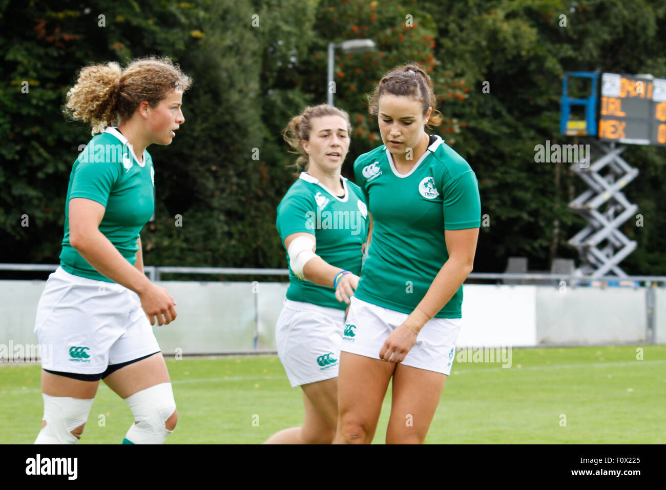 Dublino, Irlanda. Il 22 agosto 2015. Irlanda v Messico durante la donna Sevens qualificatore di serie corrisponde all'UCD Bowl, Dublino. L'Irlanda ha vinto la partita 64 - 0. Credito: Elsie Kibue / Alamy Live News Foto Stock