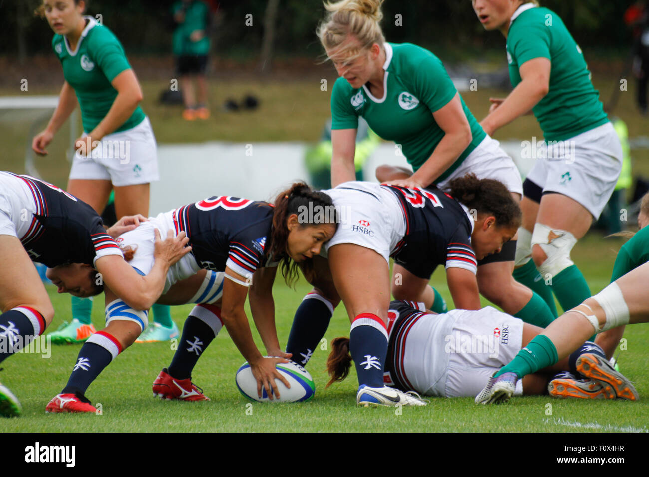Dublino, Irlanda. Il 22 agosto 2015. Irlanda v di Hong Kong durante la donna Sevens qualificatore di serie corrisponde all'UCD Bowl, Dublino. L'Irlanda ha vinto la partita 50 - 0. Credito: Elsie Kibue / Alamy Live News Foto Stock