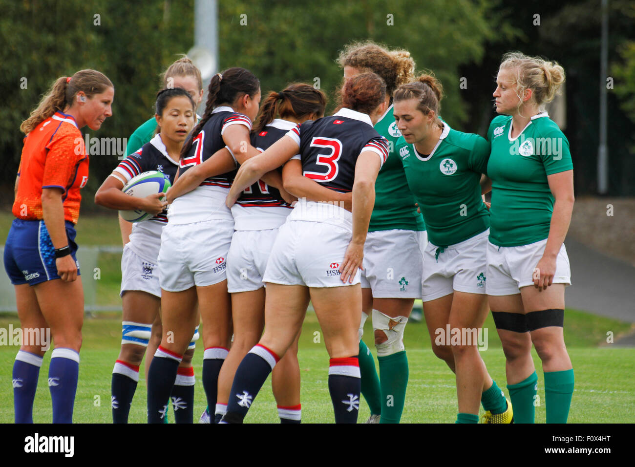 Dublino, Irlanda. Il 22 agosto 2015. Irlanda v di Hong Kong durante la donna Sevens qualificatore di serie corrisponde all'UCD Bowl, Dublino. L'Irlanda ha vinto la partita 50 - 0. Credito: Elsie Kibue / Alamy Live News Foto Stock