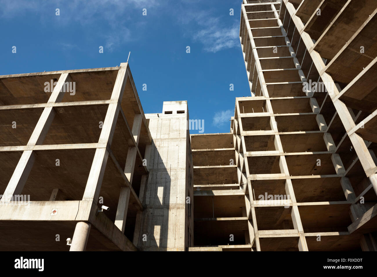 Incompiuta torre residenziale blocco dovuto alla recessione economica nel 2008, Ipswich, Suffolk, Regno Unito. Foto Stock