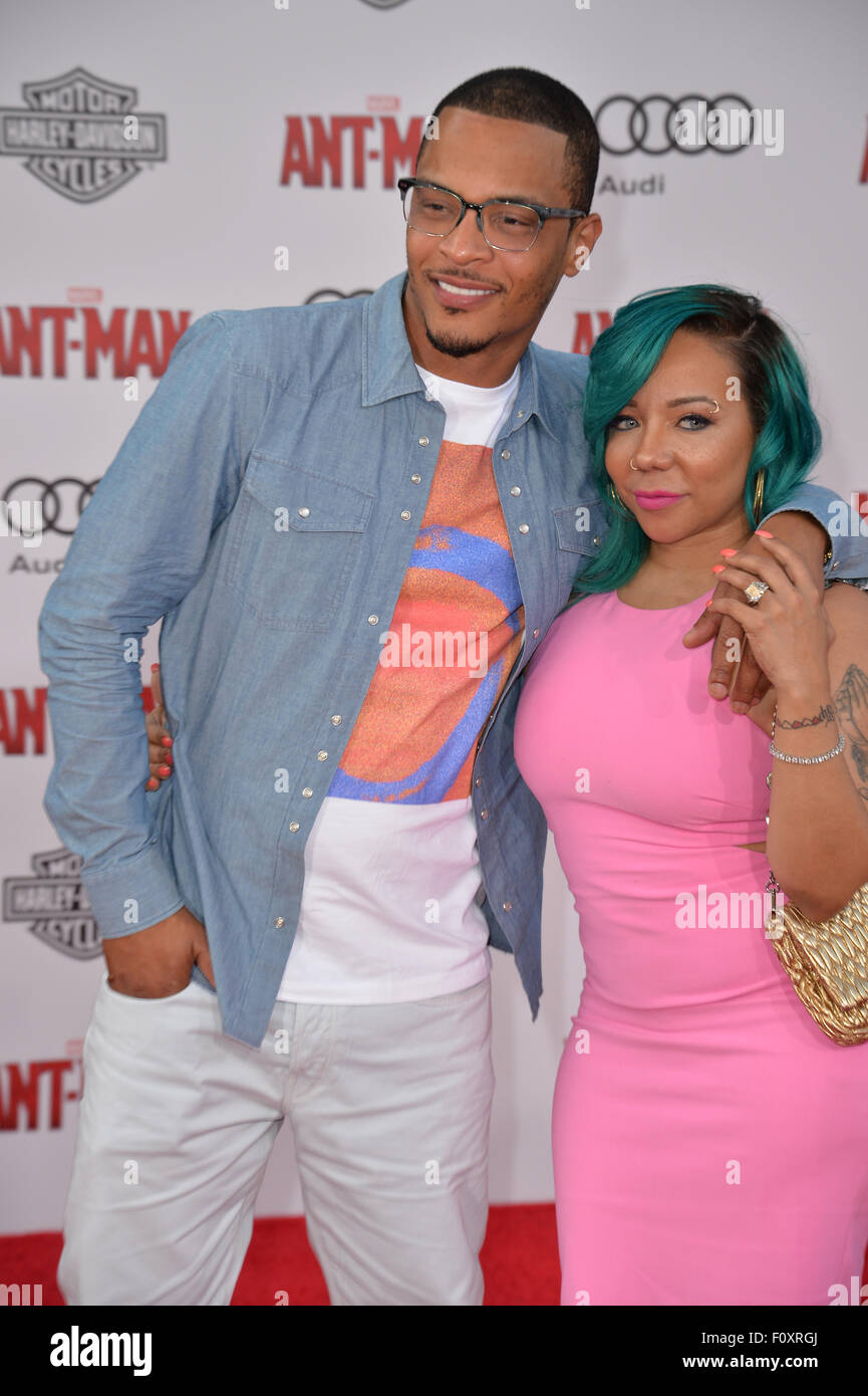 LOS ANGELES, CA - Giugno 29, 2015: Attore Tip 'T.I' Harris & moglie Tameka 'Tiny' Cottle presso la premiere mondiale del suo film 'Ant-Man" presso il Teatro di Dolby, Hollywood. Foto Stock