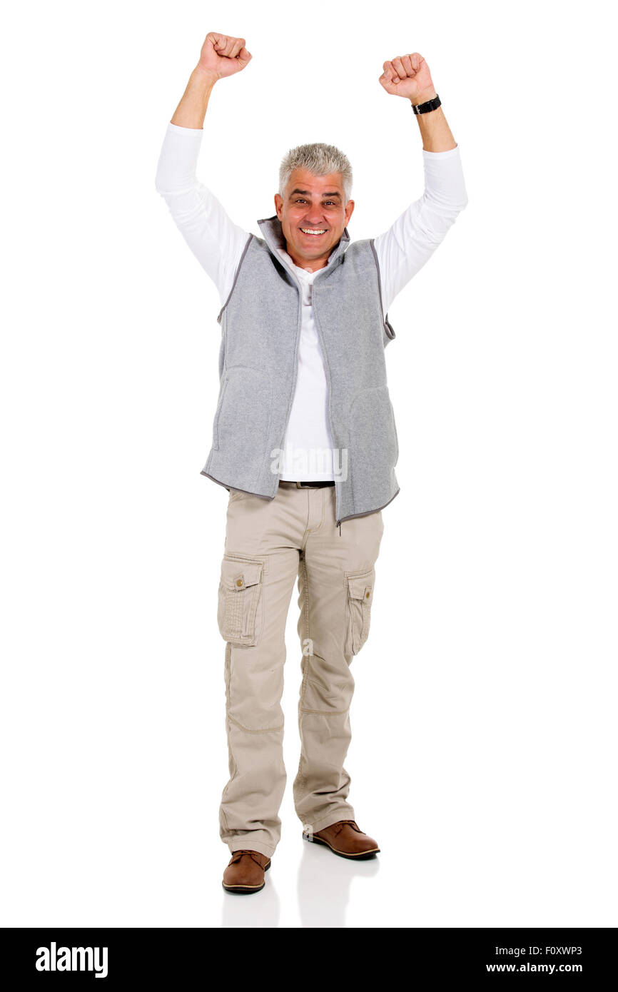 Felice metà uomo di età per celebrare il successo su sfondo bianco Foto Stock