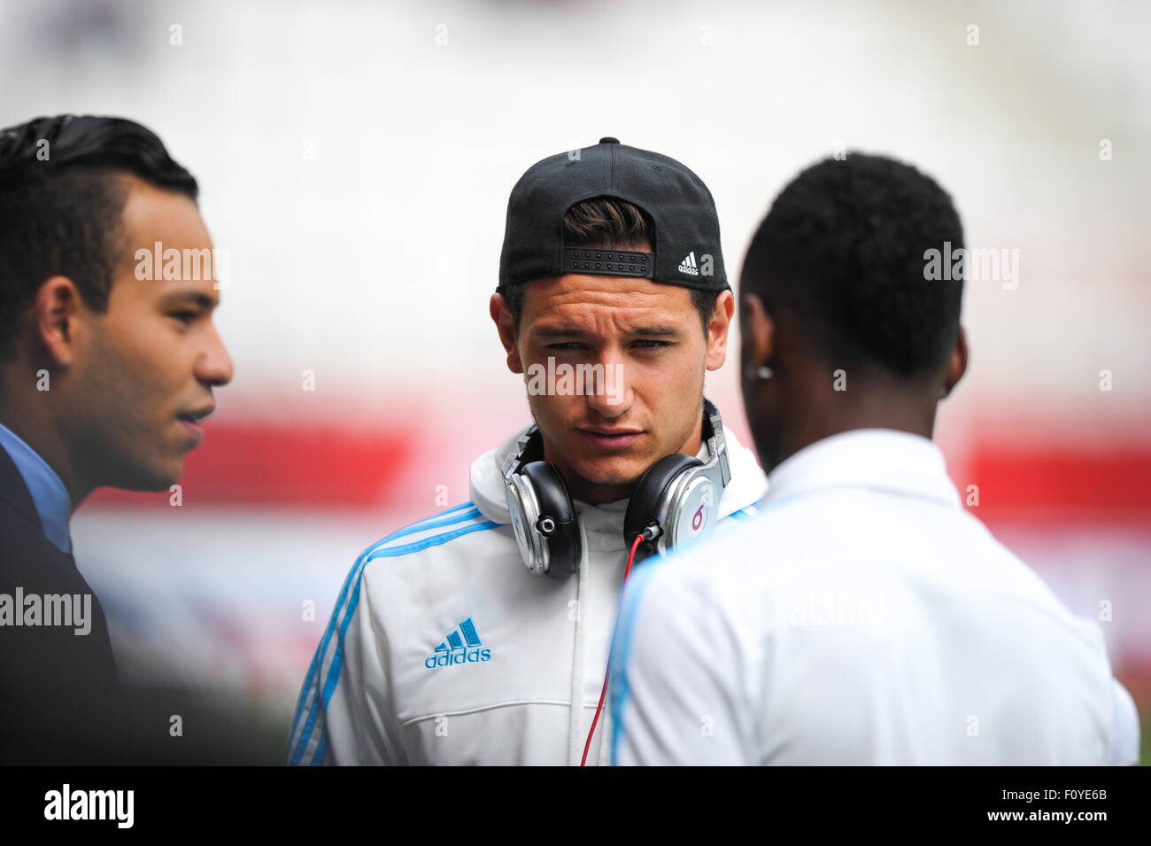 Mohamed Bouhafsi/Florian THAUVIN - 16.08.2015 - Reims/Marseille - 2eme journee de Ligue 1.Photo : Andre Ferreira/Icona Sport Foto Stock