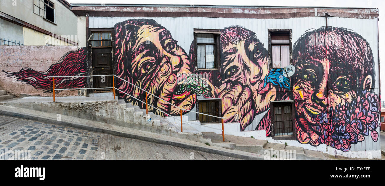 Street Art, graffiti a Valparaiso, Cile Foto Stock