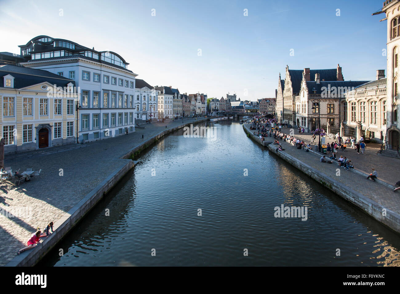 Graslei sulla Schelda, il centro storico di Gand, Belgio Foto Stock