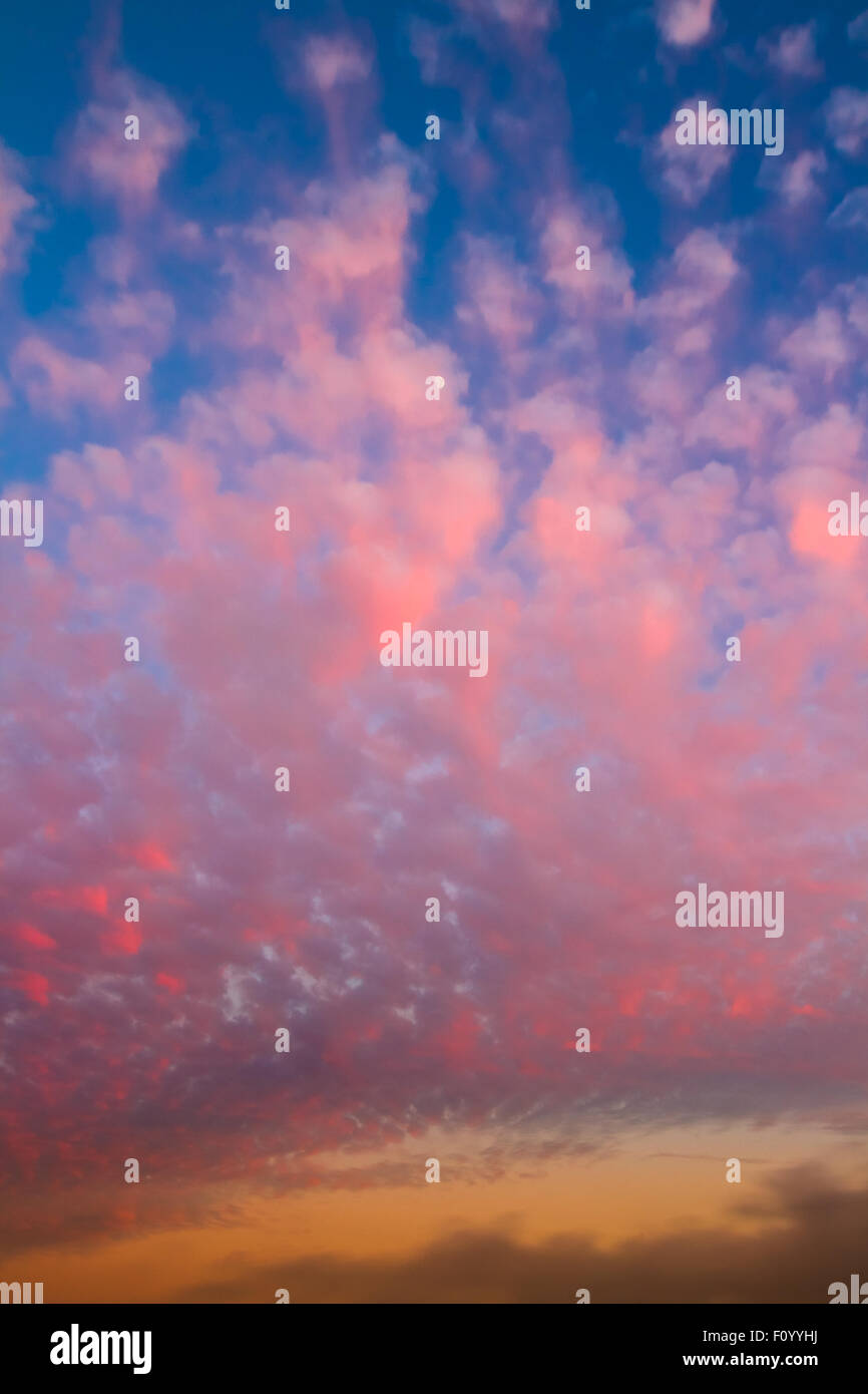 Fiery nuvole popcorn Foto Stock