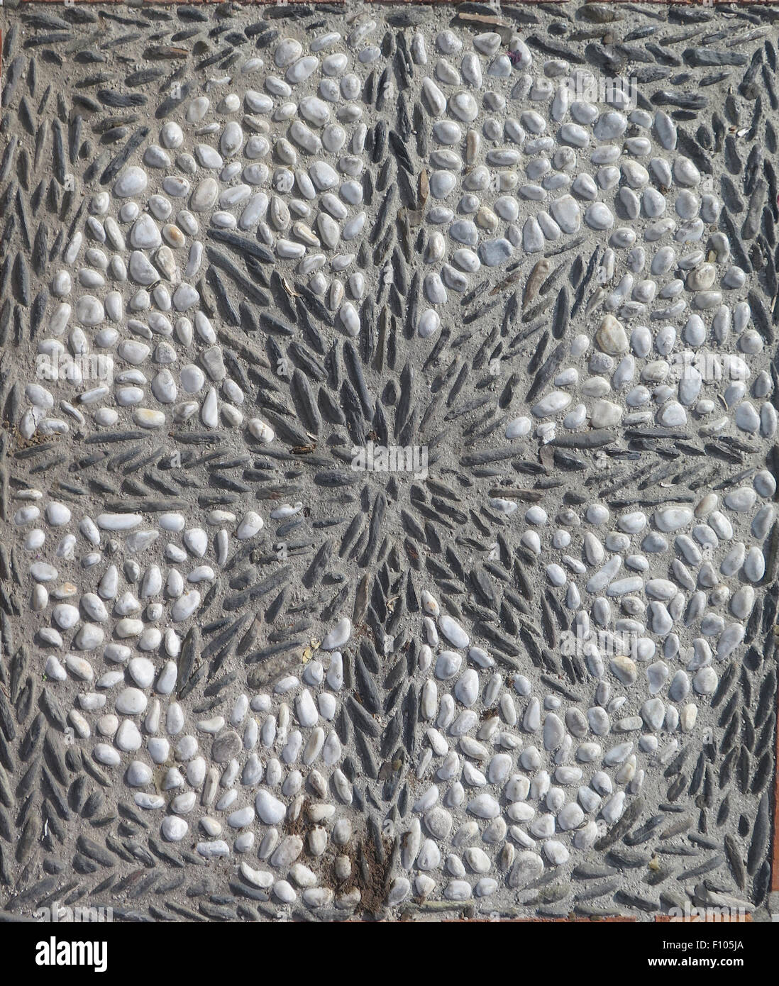 Mosaico di ciottoli in Plaza de Despedida Alora Andalusia Foto Stock