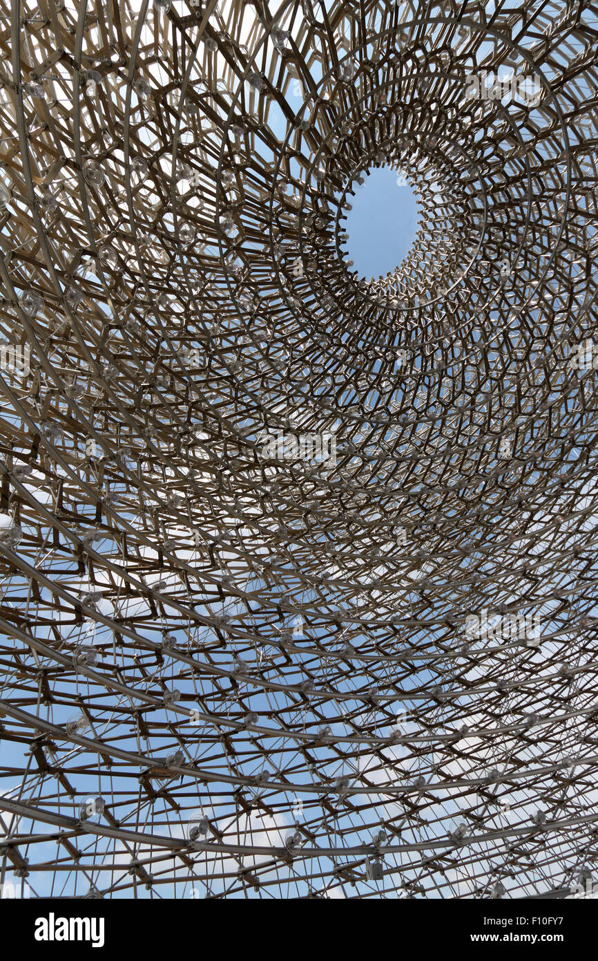 Beehive scultura presso il PADIGLIONE DEL REGNO UNITO, Milano Expo 2015, Milano, Italia Foto Stock