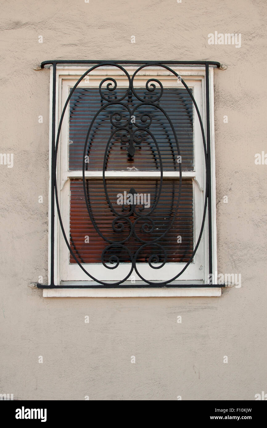 Oblò di windows su edifici su 24th Street in Noe Valley di San Francisco. Foto Stock
