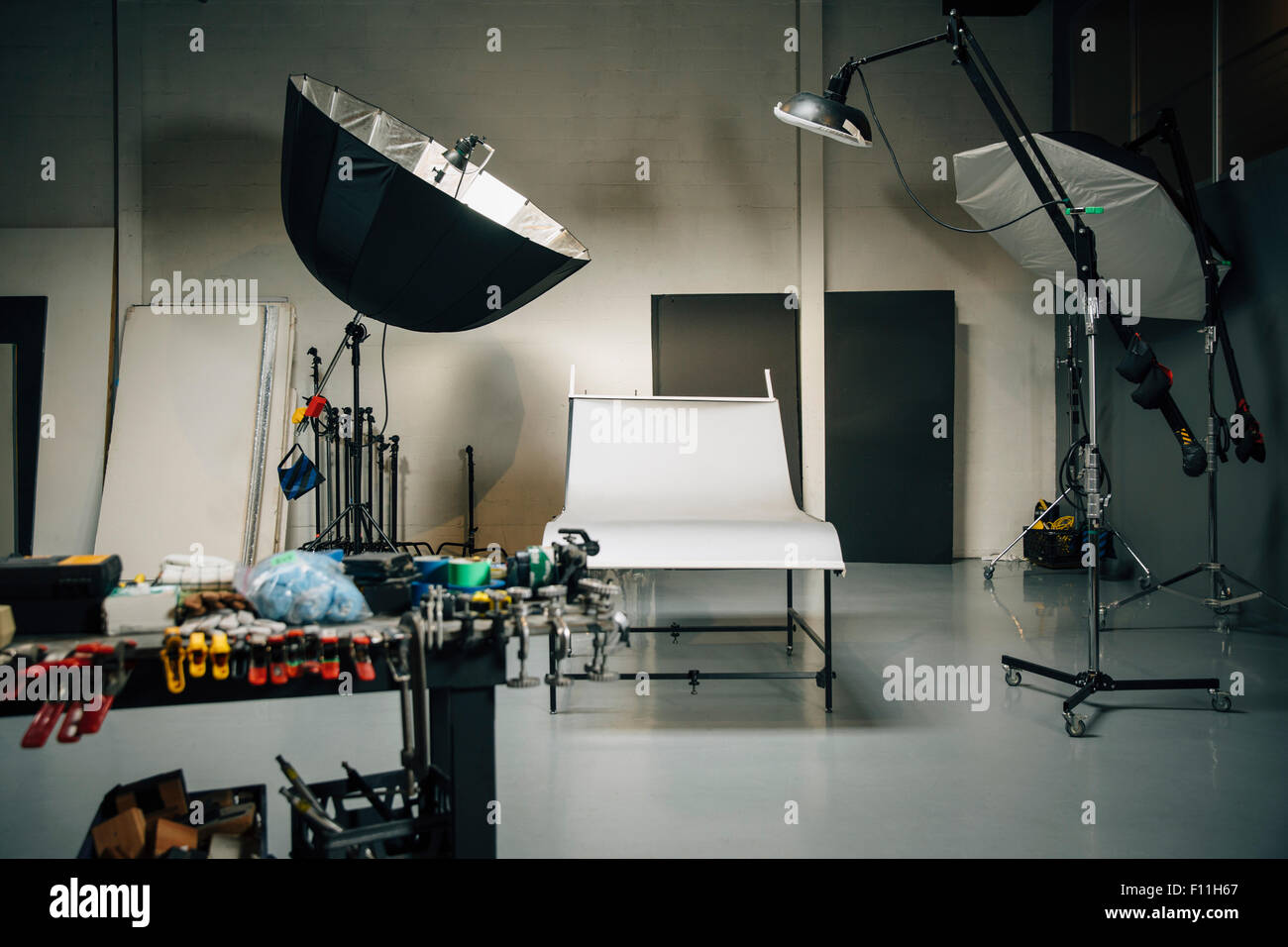 Insieme vuoto in studio fotografico Foto Stock