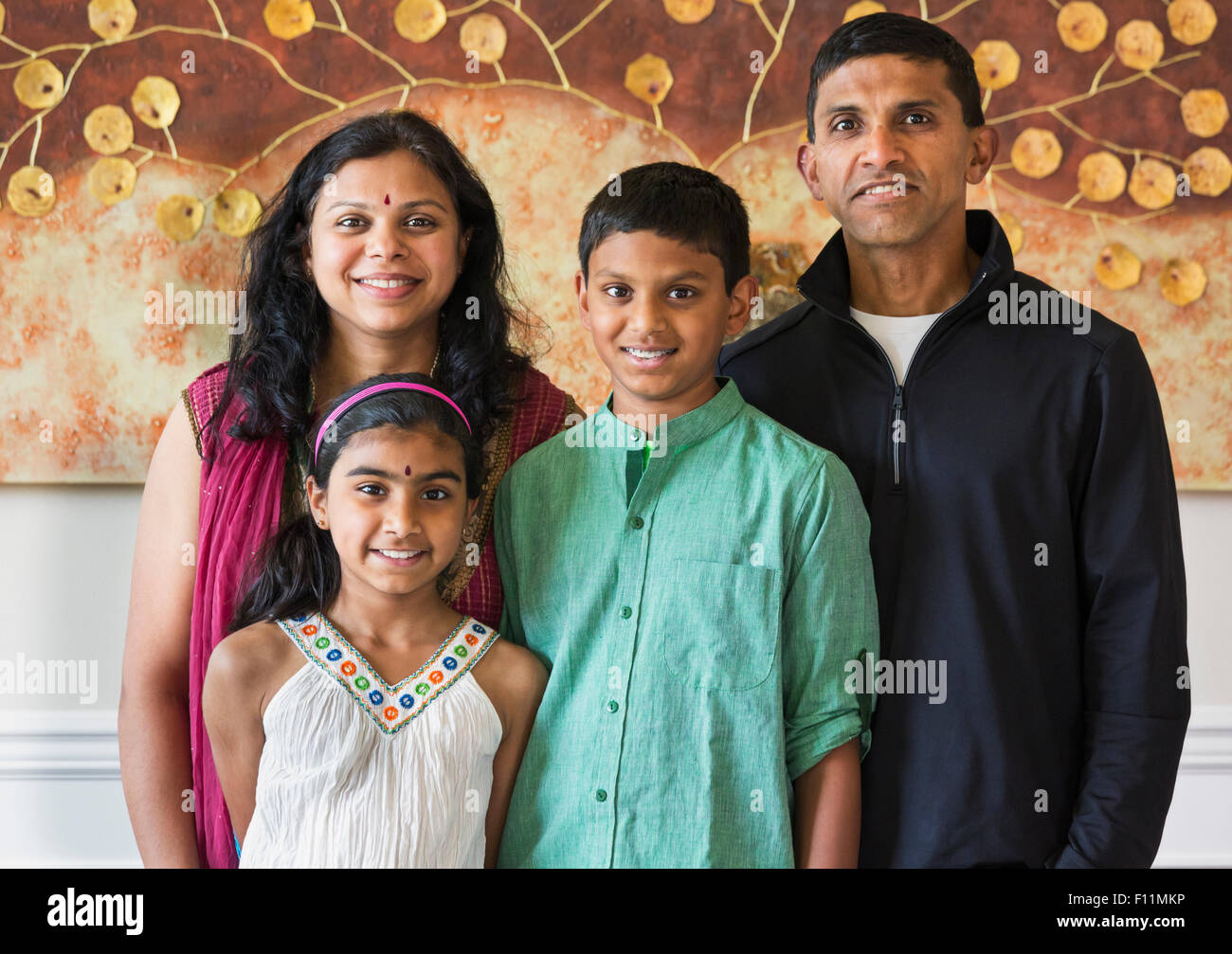 Close up della famiglia indiana sorridente Foto Stock