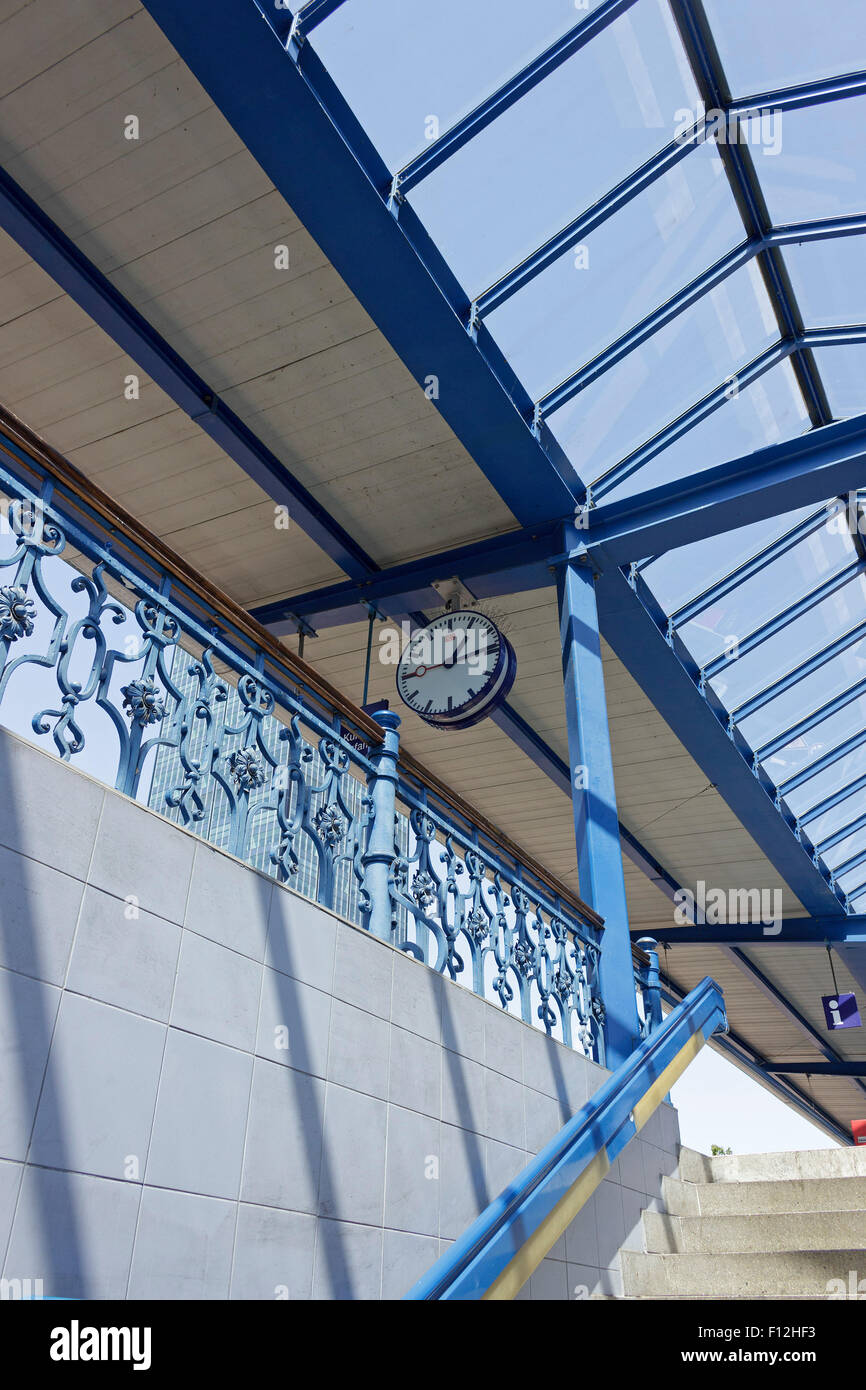 S-Bahn stazione 'Treptower Park", Berlino, Germania Foto Stock