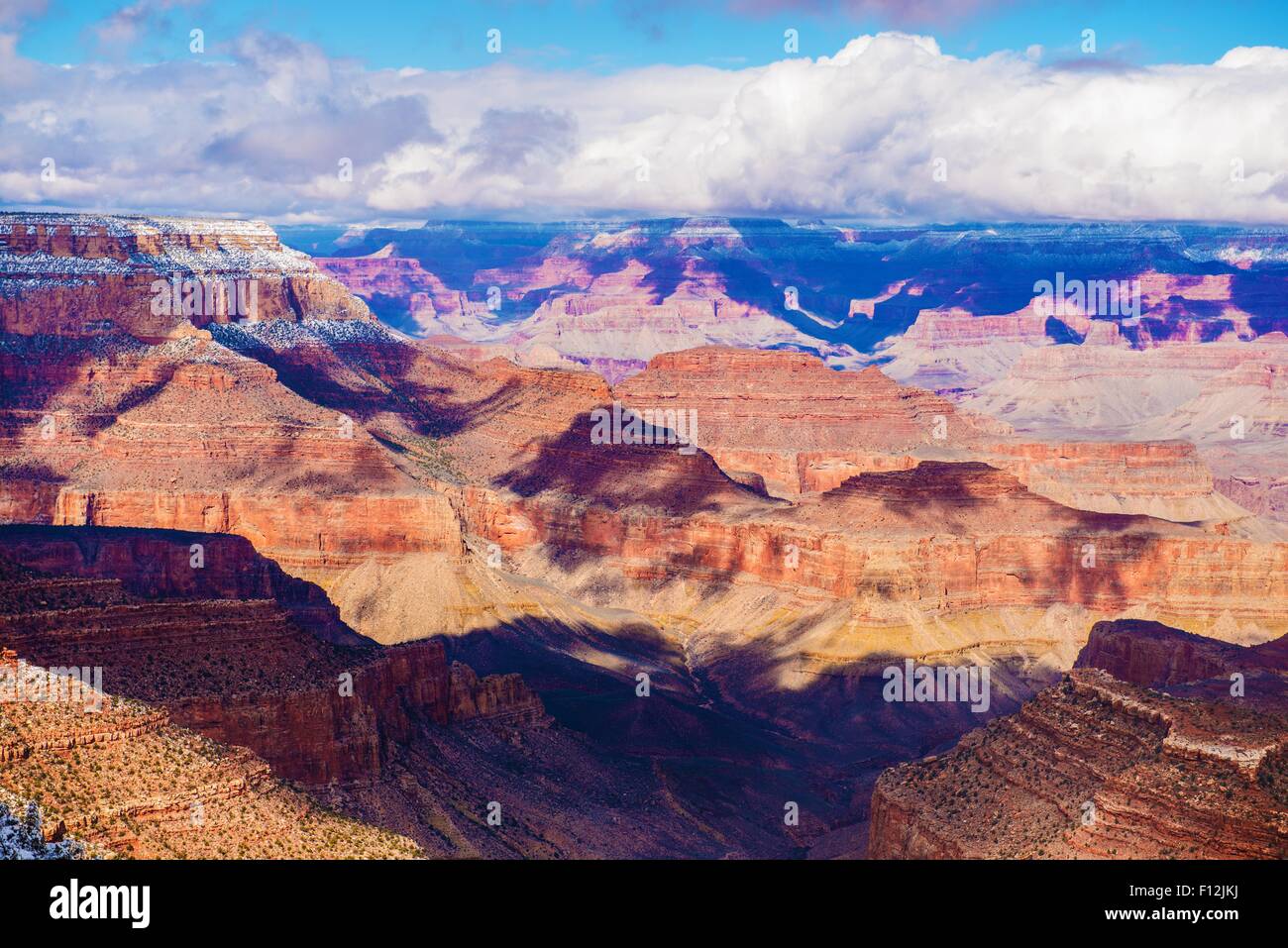 Grand Canyon Vista. Scenic Inverno Grand Canyon del Colorado paesaggio. In Arizona, Stati Uniti. Foto Stock