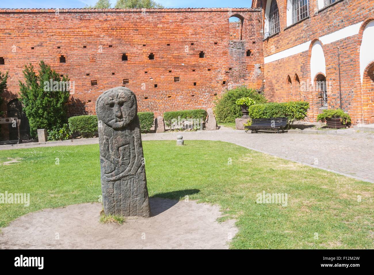 OLSZTYN, Polonia - 21 agosto 2015: il vecchio castello teutonico in Olsztyn (gotico castello Crociati), attrazione turistica di Polan orientale Foto Stock