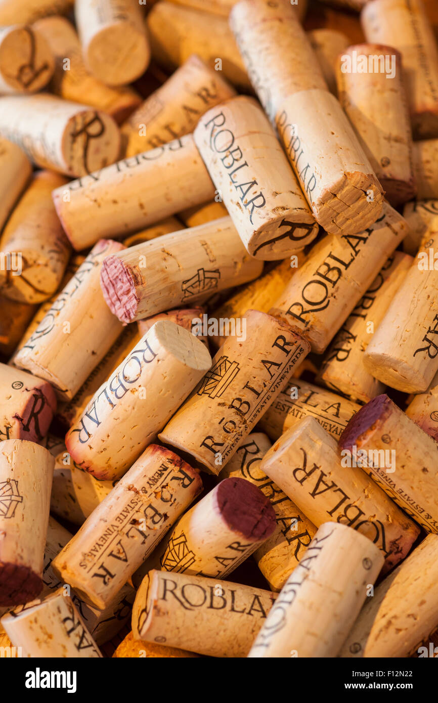 Usato per bottiglie di vino, tappi Roblar Cantina Santa Ynez Valley, California Foto Stock