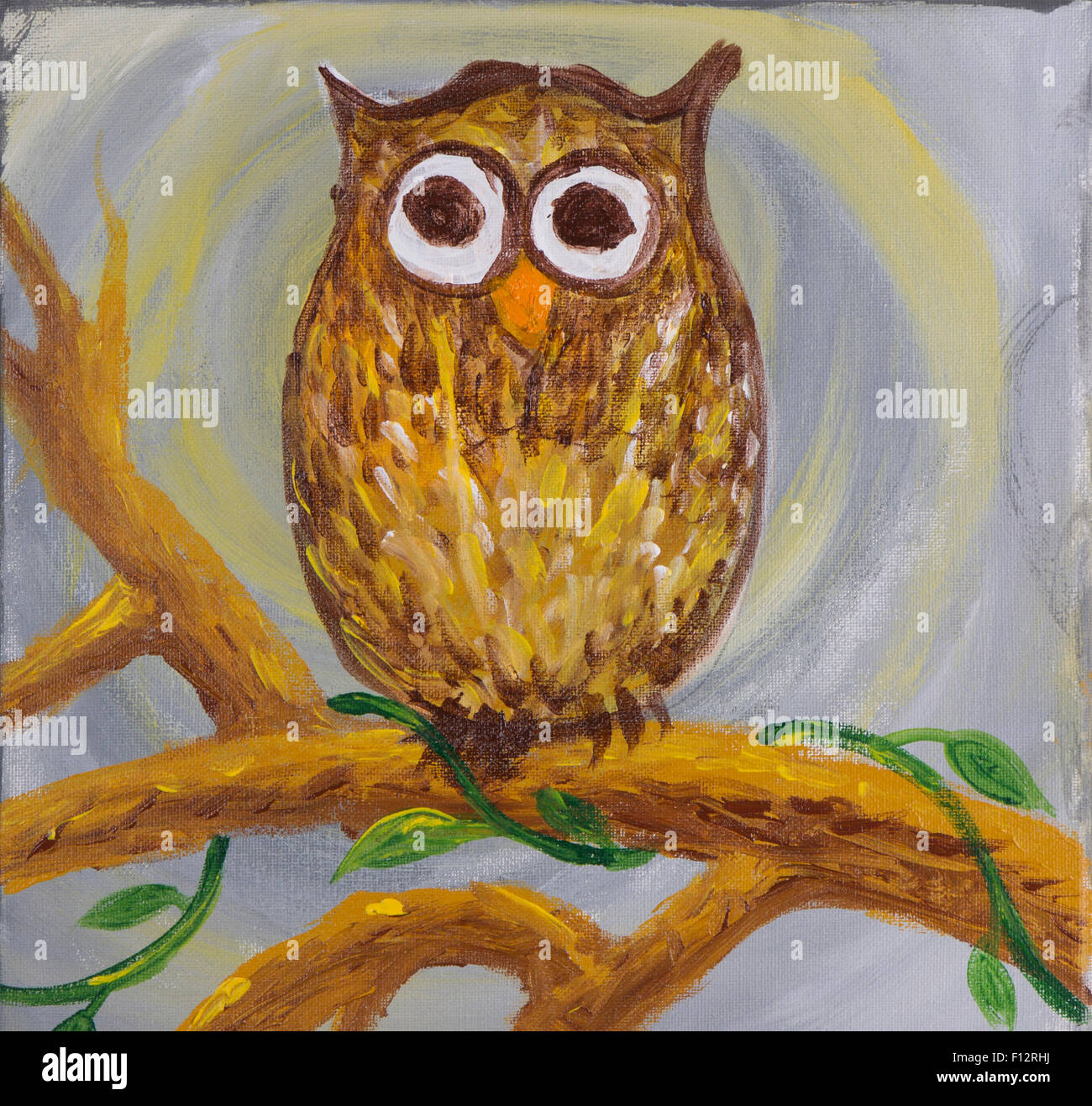 La pittura di un sorpreso cercando owl con grandi occhi rotondi color marrone sat sul ramo con alcuni esseri striscianti in acrilico Foto Stock