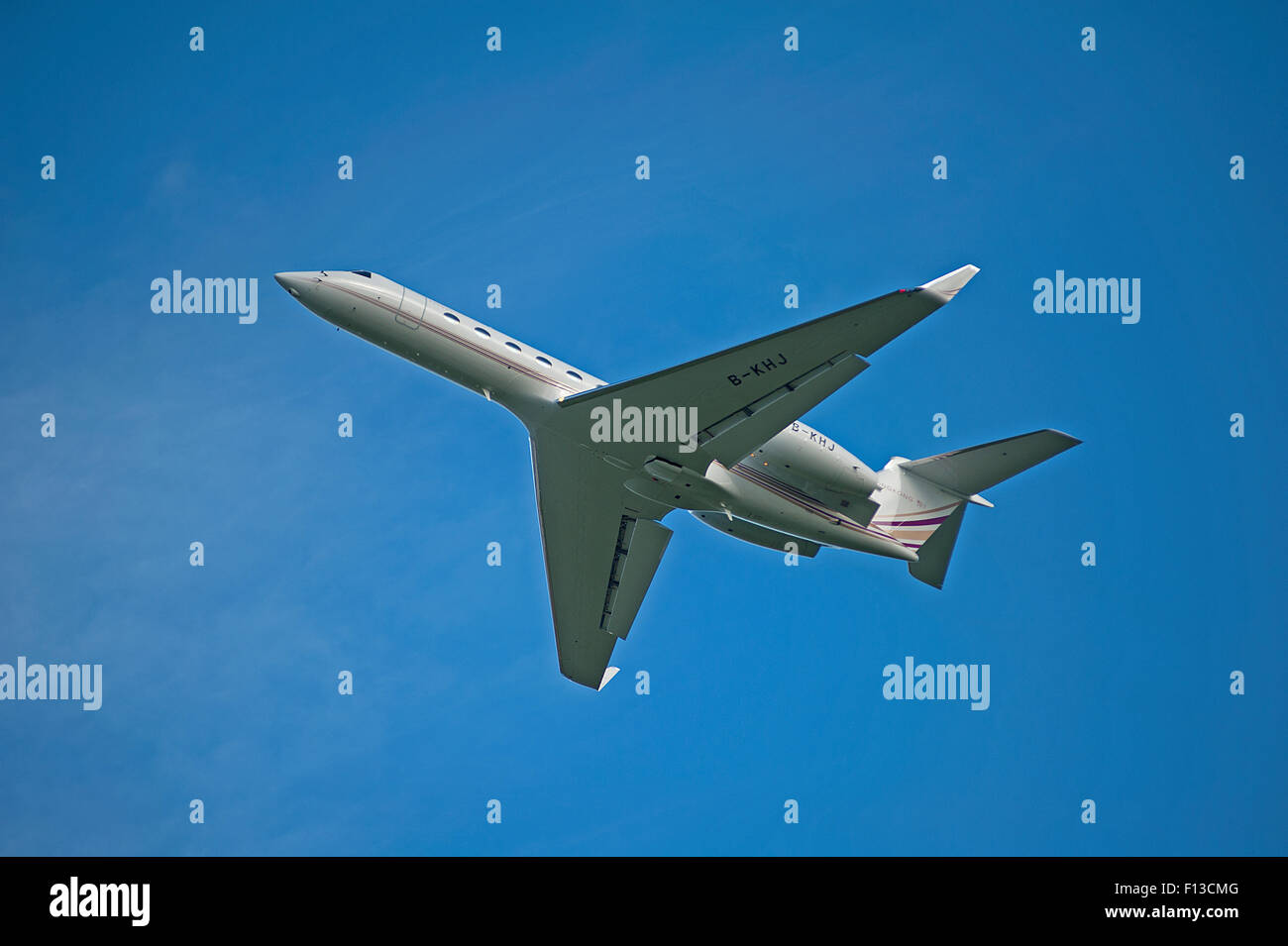 Registrati cinese Gulfstream G550 (B-KJH) Uscire Aviosuperficie Inverness Scozia. SCO 10,042 Foto Stock