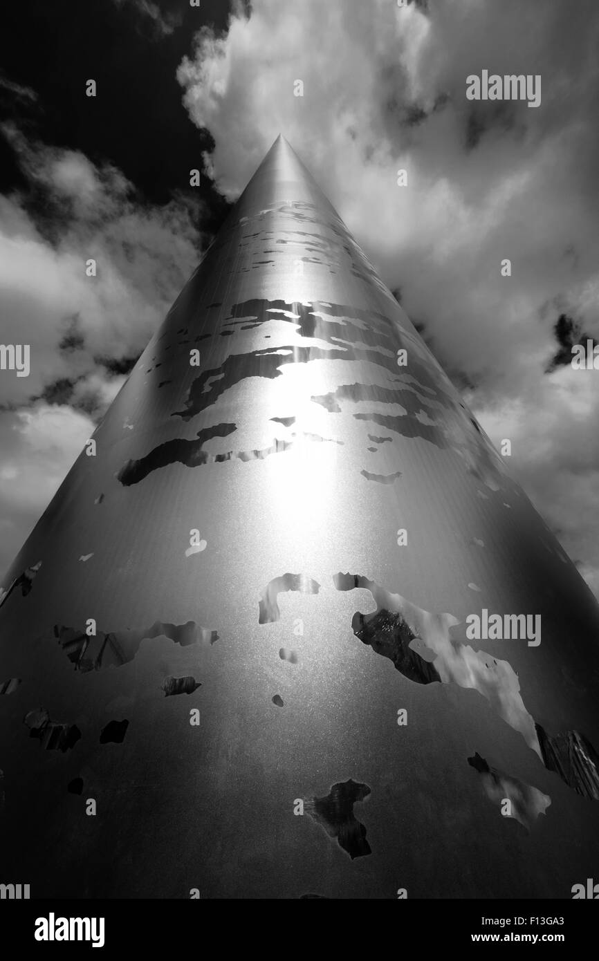 La guglia, o di un monumento di luce sul sito di Nelsons pilastro di O'Connell Street, Dublin, Irlanda. Foto Stock