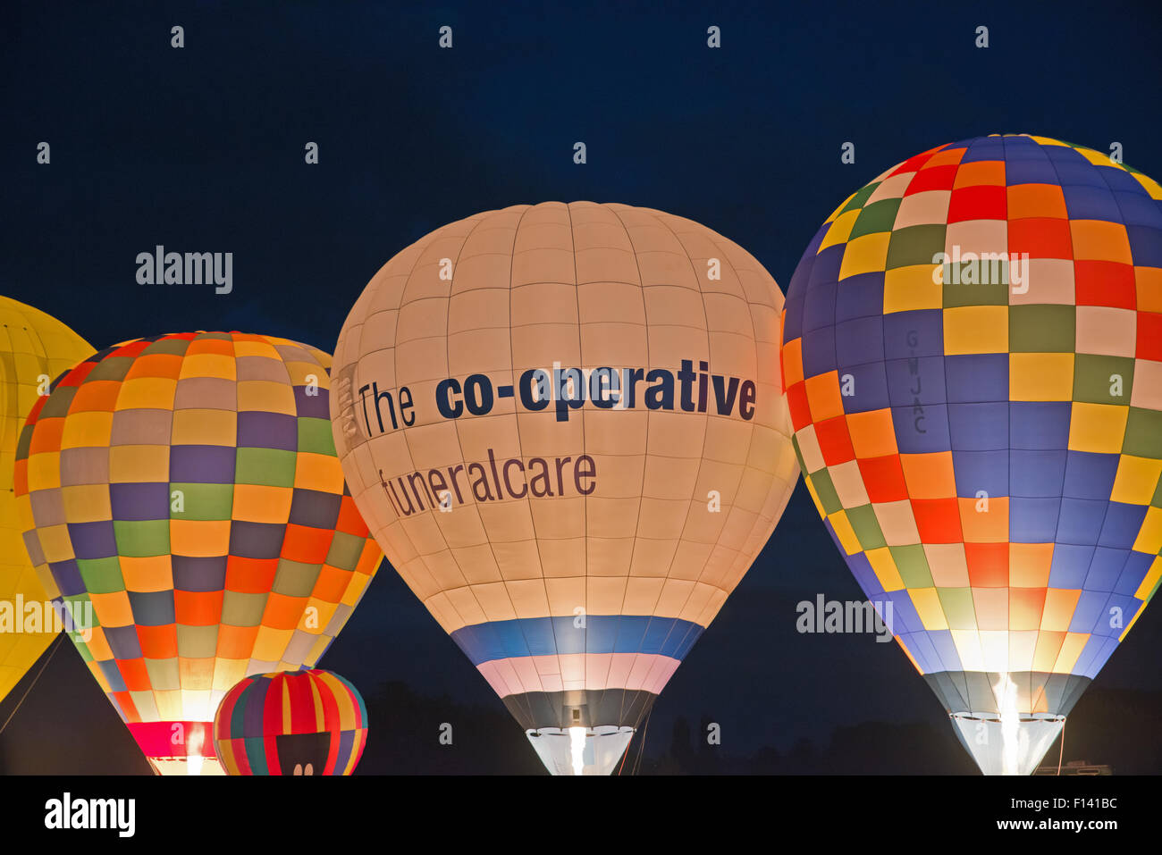 Pallone aerostatico notte glow mostra nel Regno Unito Foto Stock