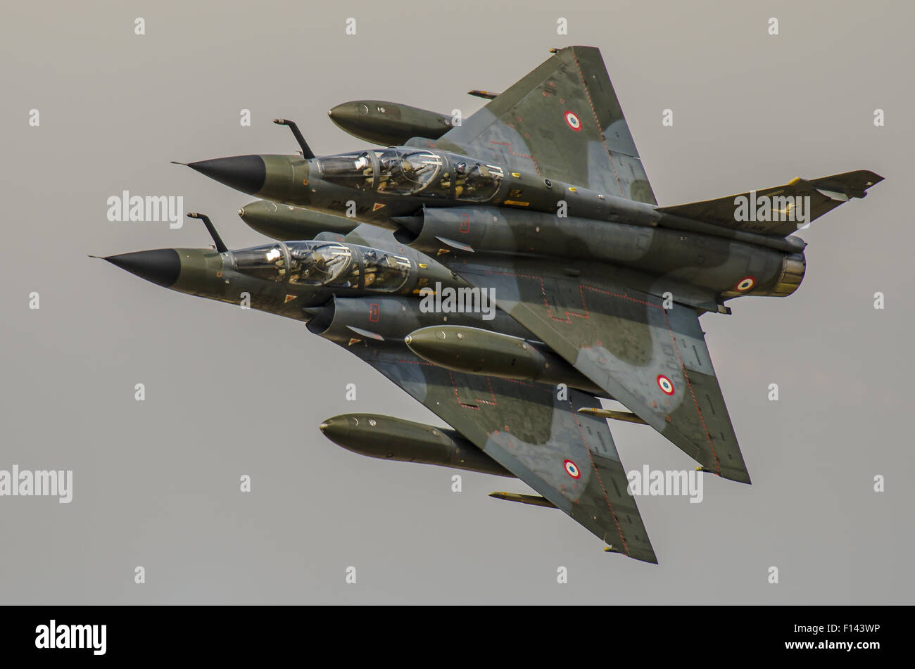 Il team display dell'Air Force francese Ramex Delta pilotò un paio di bombardieri nucleari Mirage 2000N Foto Stock