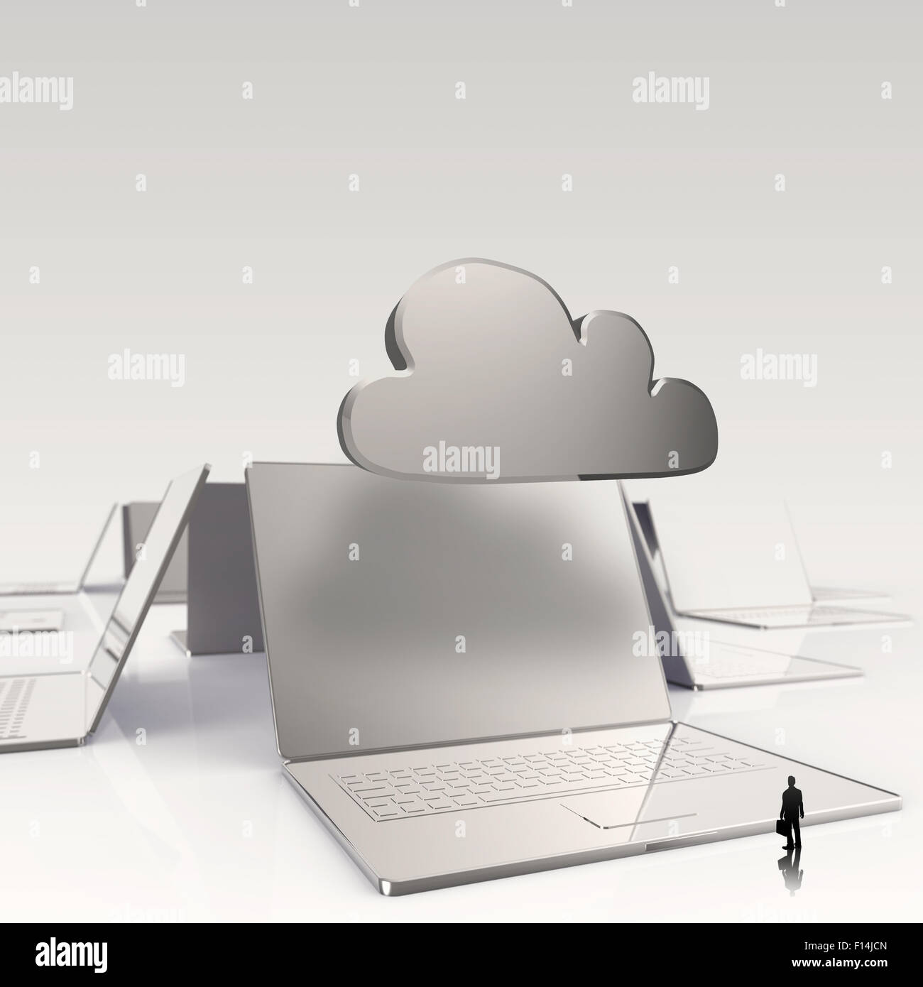 Imprenditore guardando il cloud computing 3d segno sul computer portatile come concetto Foto Stock