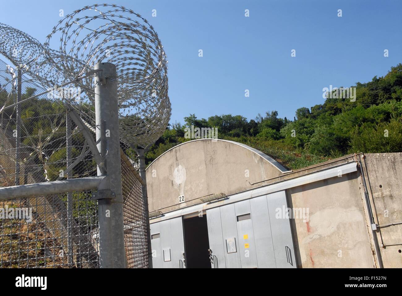 L'Italia, camp ederle us army base di Vicenza, deposito di munizioni asp 7 (Fornitura di munizioni punto 7) in tormeno Foto Stock