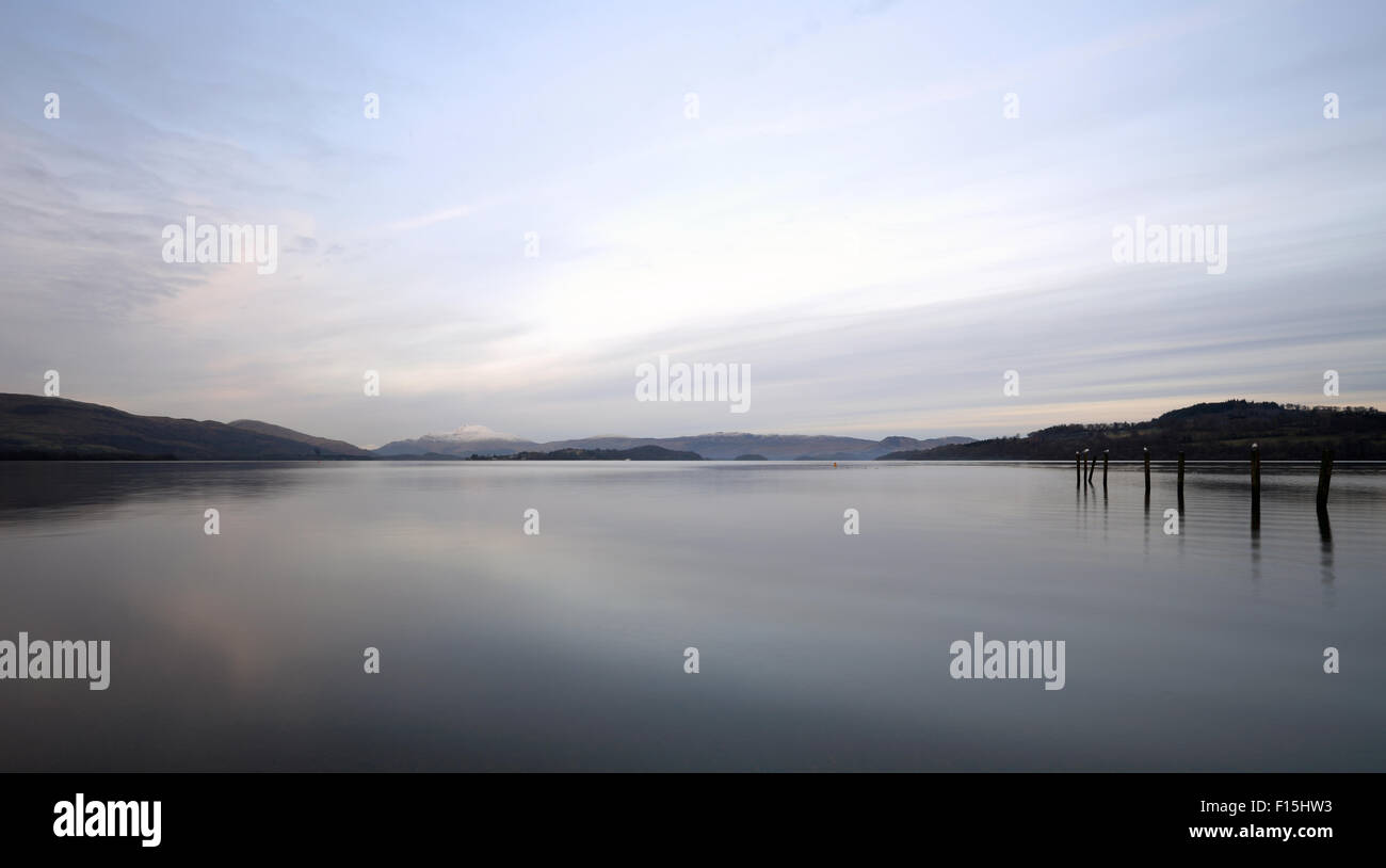 Loch Lomond al tramonto Foto Stock