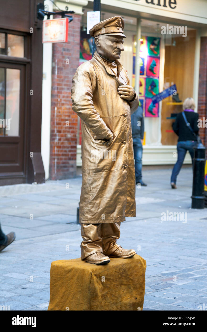 Statua vivente in Covent Garden di Londra, Regno Unito Foto Stock