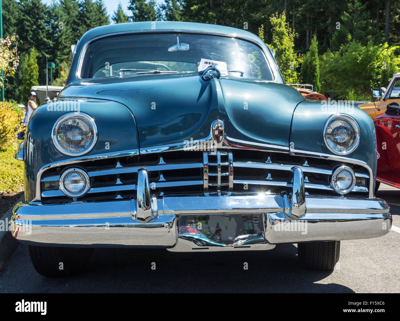 Vista frontale di un verde 1949 Lincoln Cosmopolitan presso un Classic Car Show, Gig Harbor, Washington. 1 agosto 2015 Foto Stock
