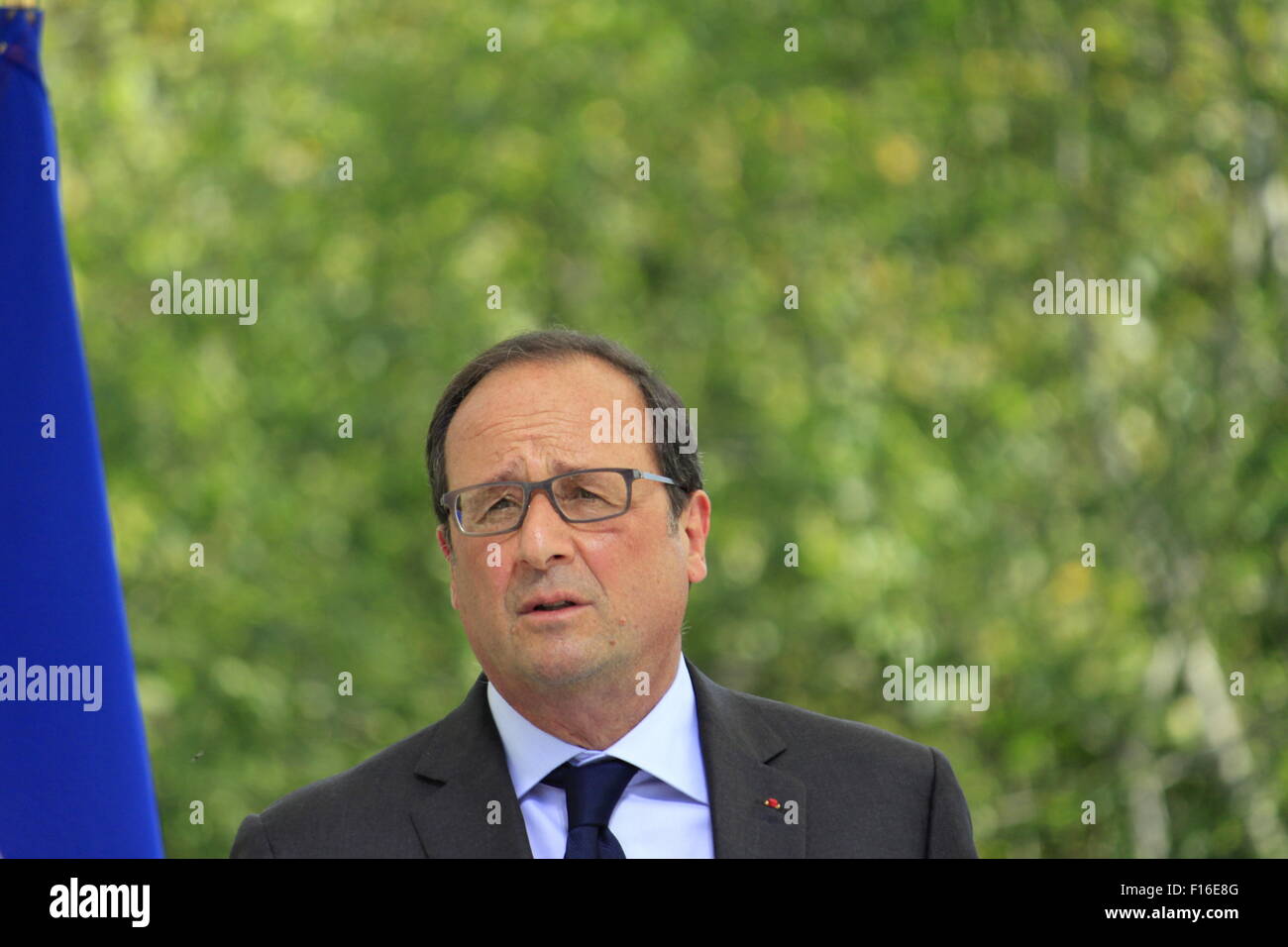 Il Presidente francese Francois Hollande presso il Parco Naturale Regionale Bauges, per la firma di un accordo di TEPOS. Foto Stock