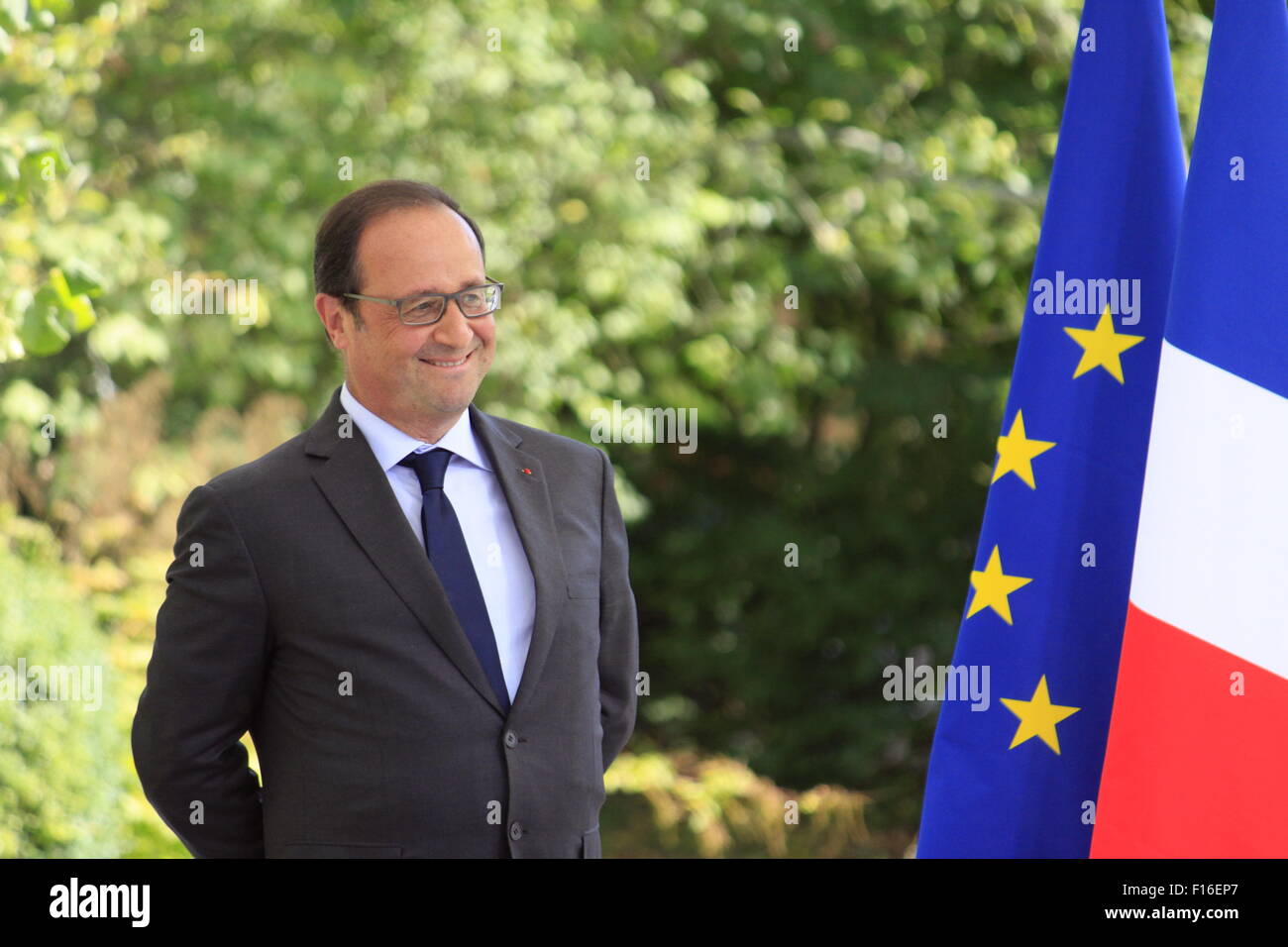 Il Presidente francese Francois Hollande presso il Parco Naturale Regionale Bauges, per la firma di un accordo di TEPOS. Foto Stock