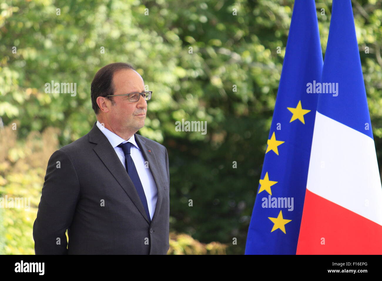 Il Presidente francese Francois Hollande presso il Parco Naturale Regionale Bauges, per la firma di un accordo di TEPOS. Foto Stock