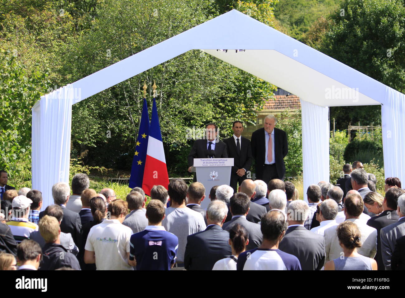 Il Presidente francese Francois Hollande presso il Parco Naturale Regionale Bauges, per la firma di un accordo di TEPOS. Foto Stock